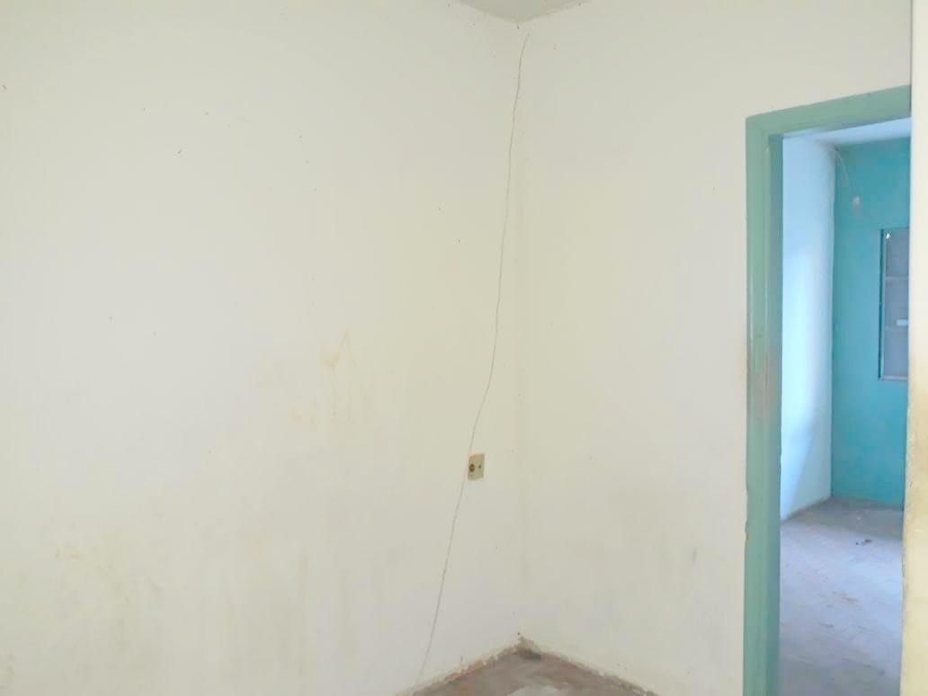 Sobrado à venda com 5 quartos, 180m² - Foto 5