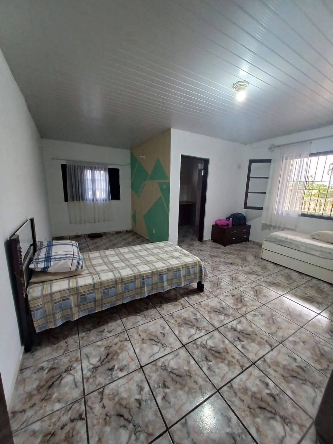 Sobrado à venda com 3 quartos, 250m² - Foto 1