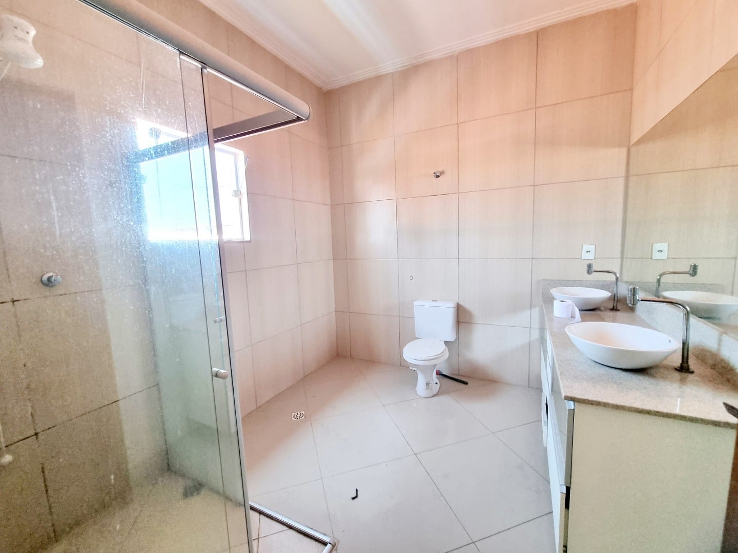 Sobrado à venda com 3 quartos, 220m² - Foto 2