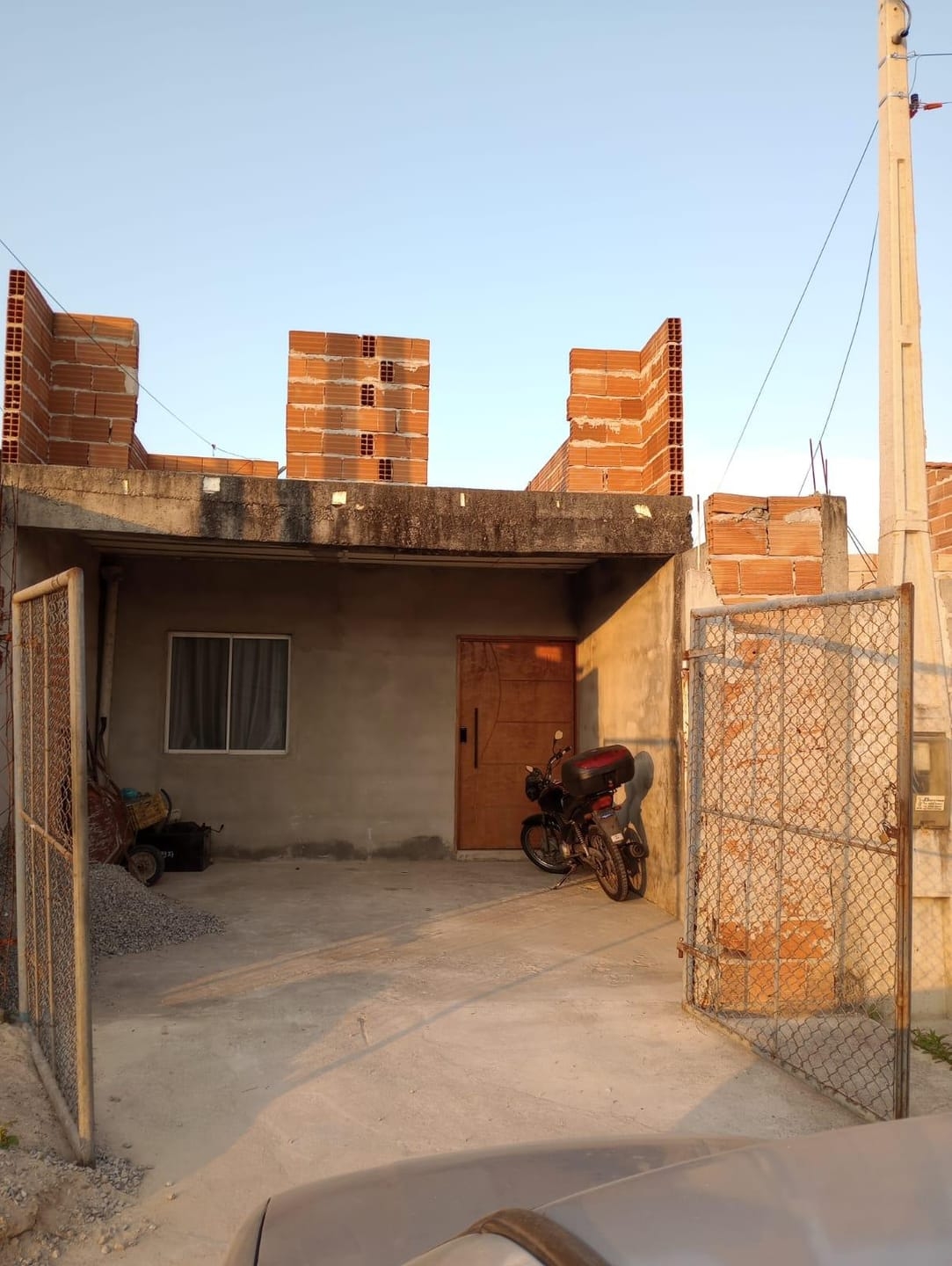 Sobrado à venda com 3 quartos, 180m² - Foto 2