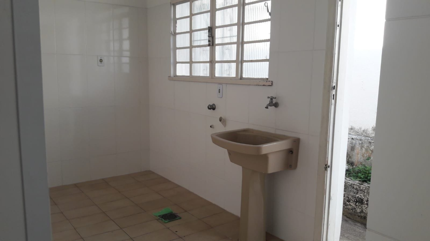 Sobrado à venda e aluguel com 3 quartos, 290m² - Foto 13