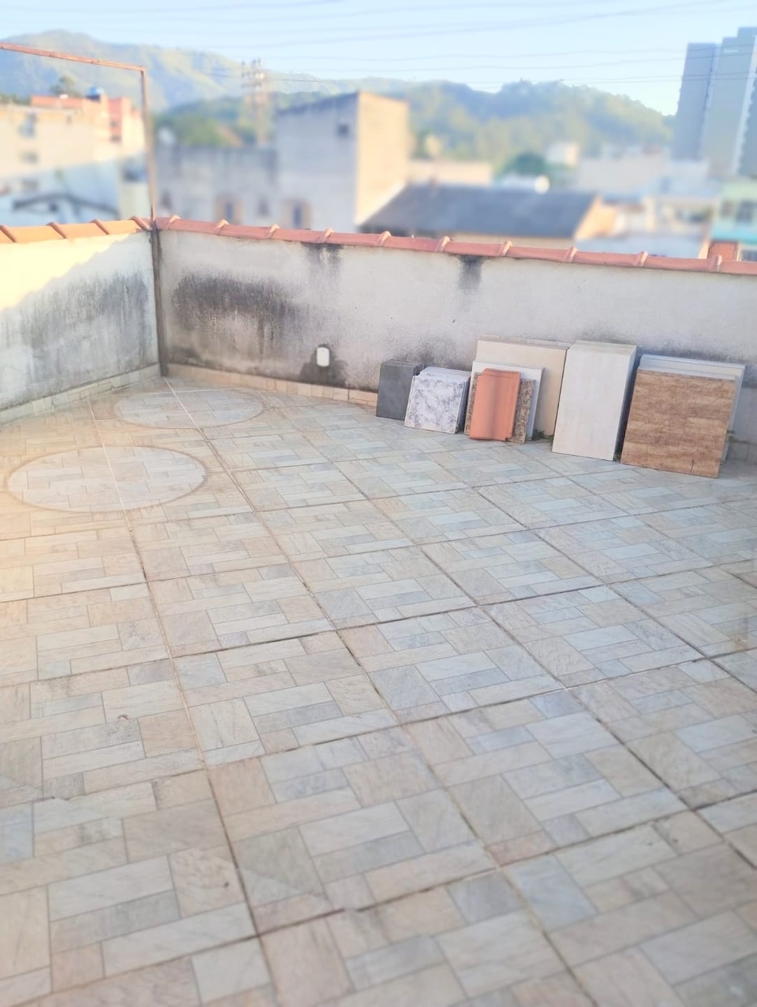Sobrado à venda com 3 quartos, 215m² - Foto 2