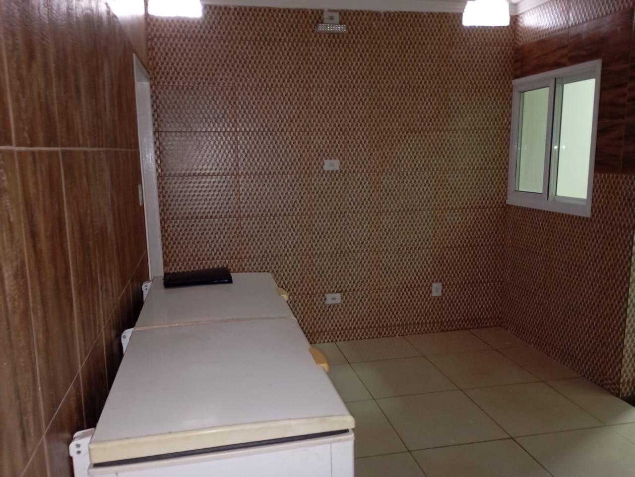 Sobrado à venda e aluguel com 3 quartos, 200m² - Foto 8