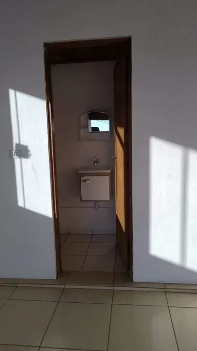 Sobrado à venda com 3 quartos, 231m² - Foto 1