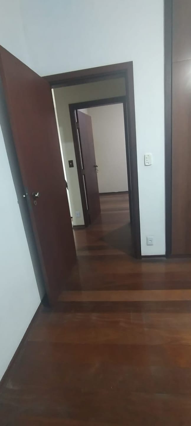Sobrado, 3 quartos, 200 m² - Foto 1