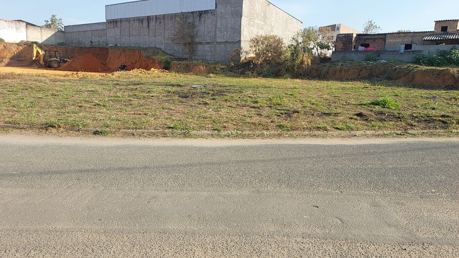 Terreno à venda, 170m² - Foto 1