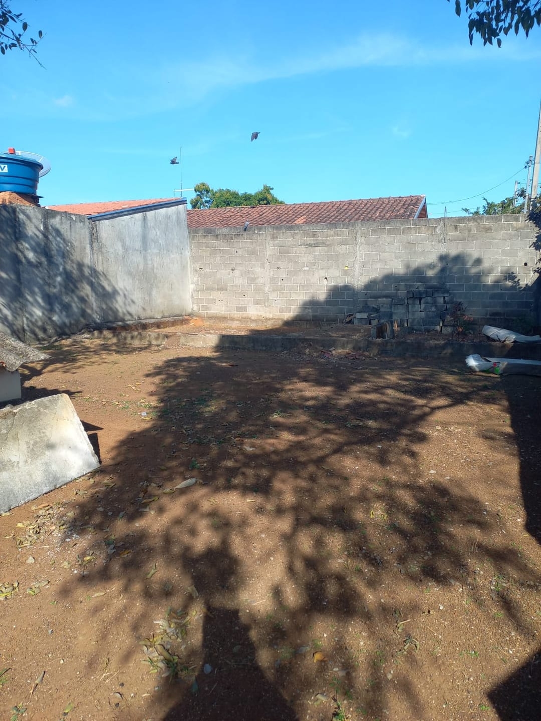 Terreno à venda, 300m² - Foto 1