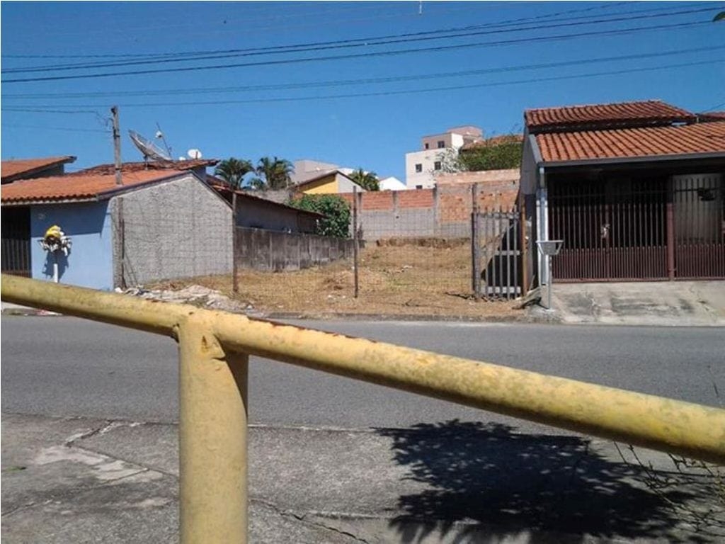 Terreno, 300 m² - Foto 1