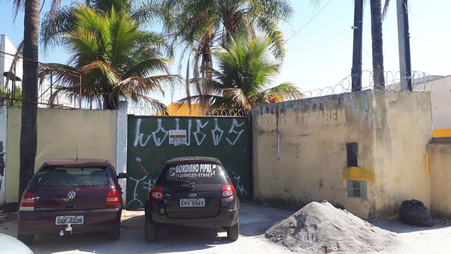 Terreno à venda, 755m² - Foto 1