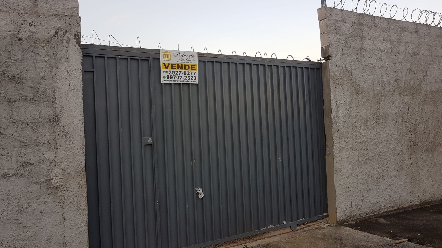 Terreno à venda, 377m² - Foto 1