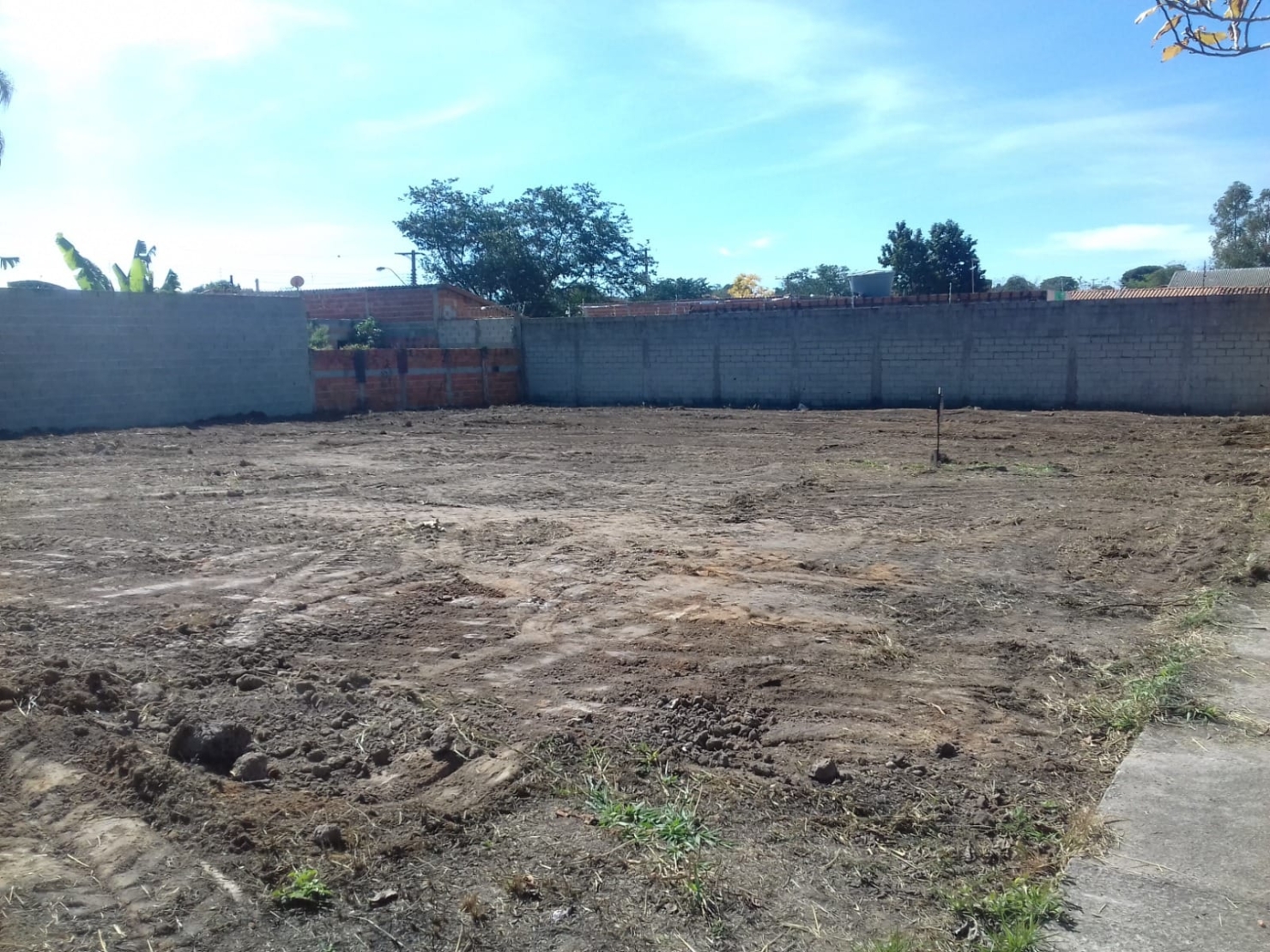 Terreno à venda e aluguel, 750m² - Foto 5