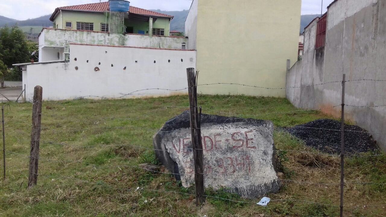 Terreno, 241 m² - Foto 1