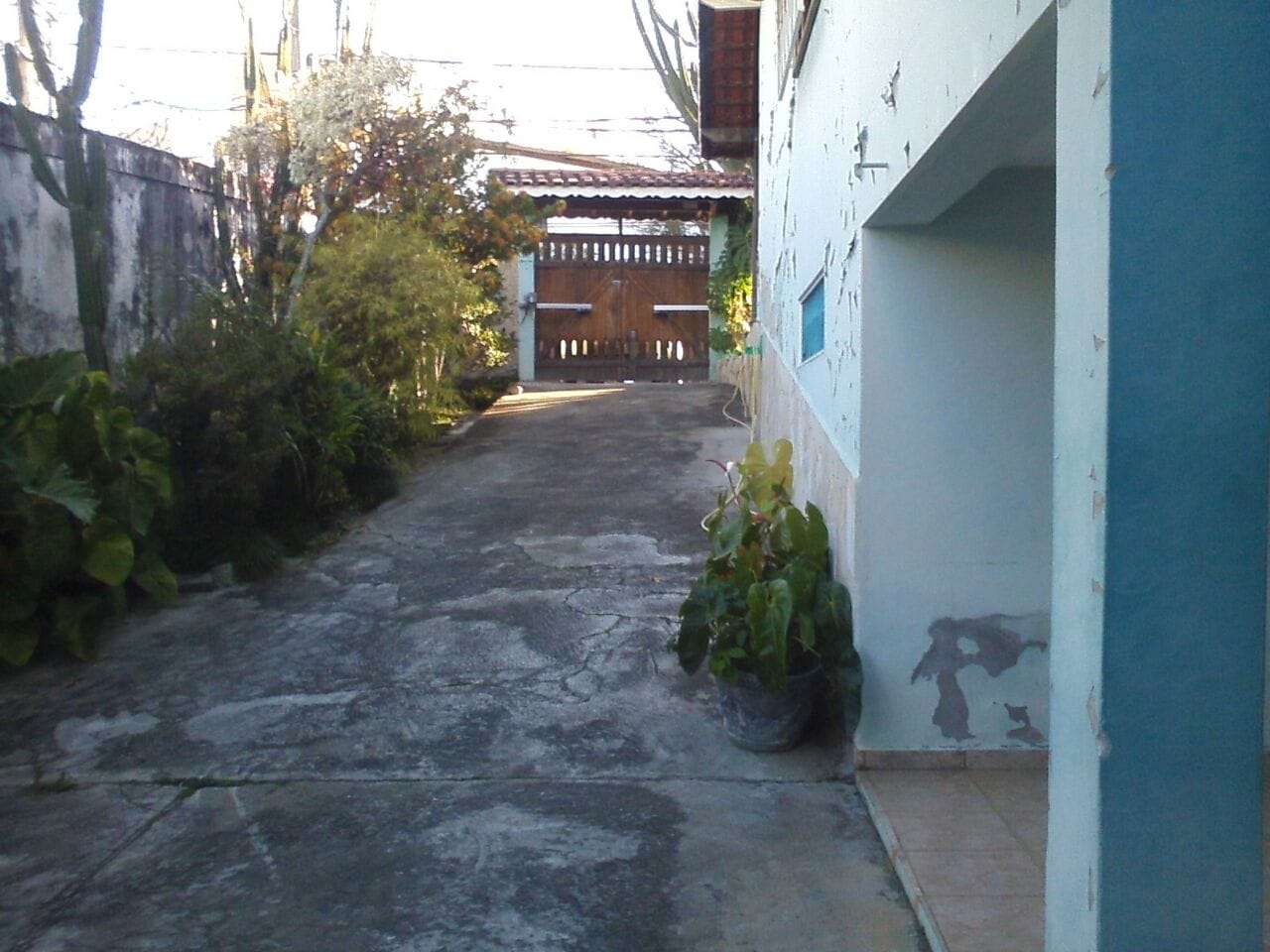 Terreno à venda com 2 quartos, 1700m² - Foto 1