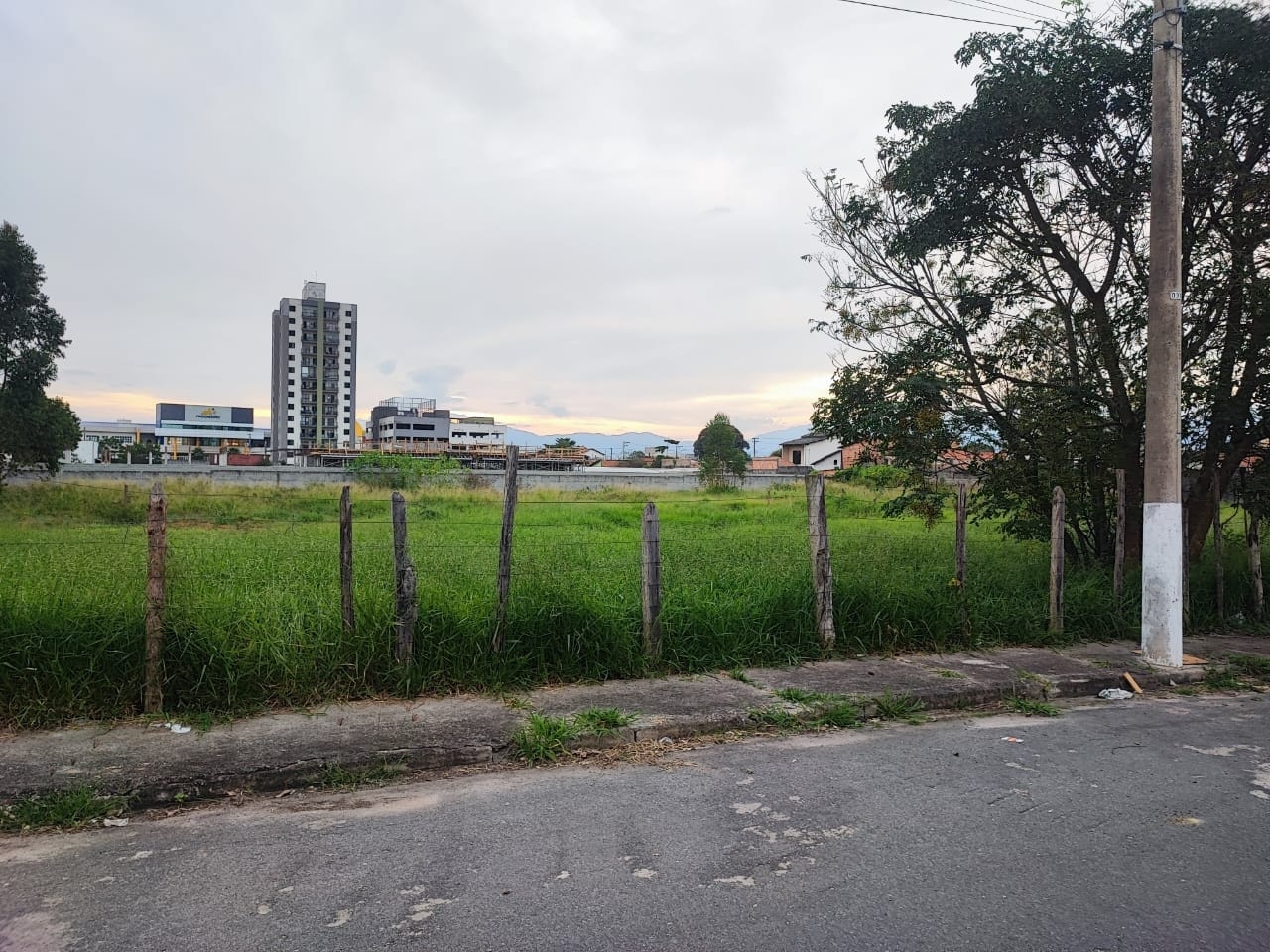 Terreno, 300 m² - Foto 3