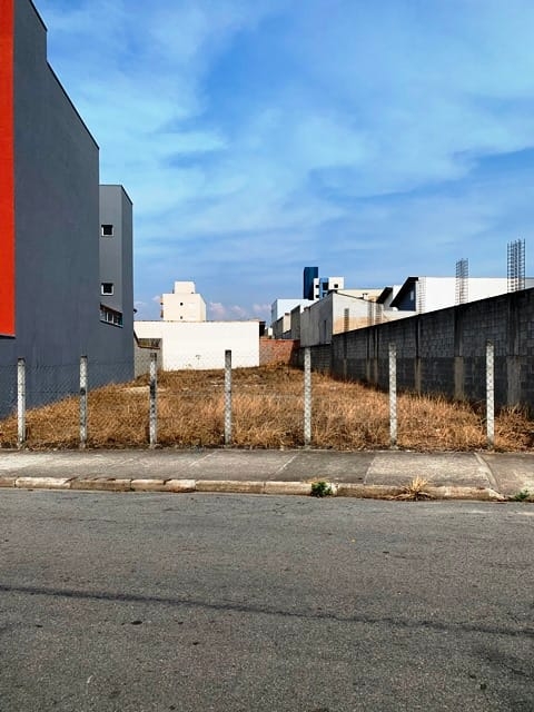 Terreno à venda, 556m² - Foto 2