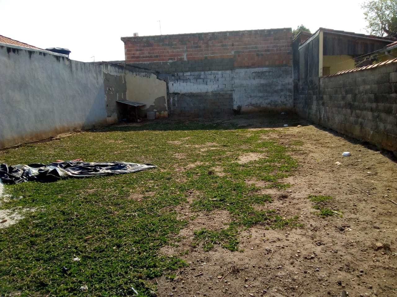 Terreno à venda, 225m² - Foto 1