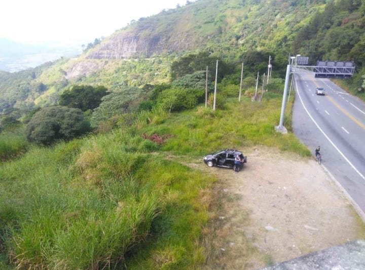 Terreno à venda, 1300m² - Foto 11