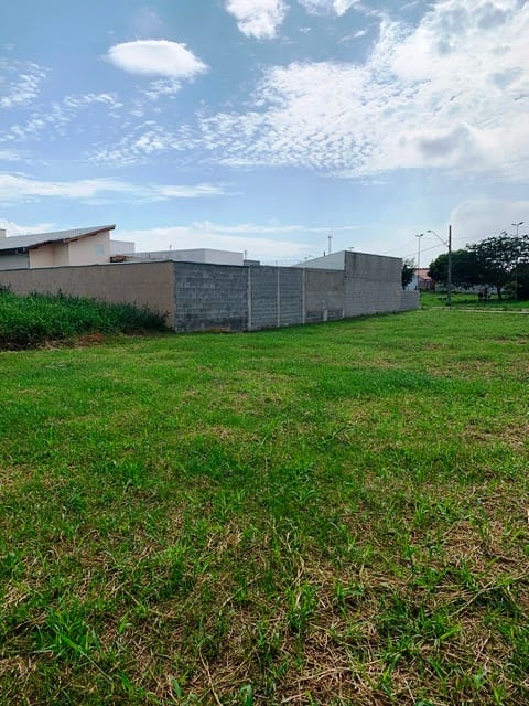 Terreno à venda, 496m² - Foto 1