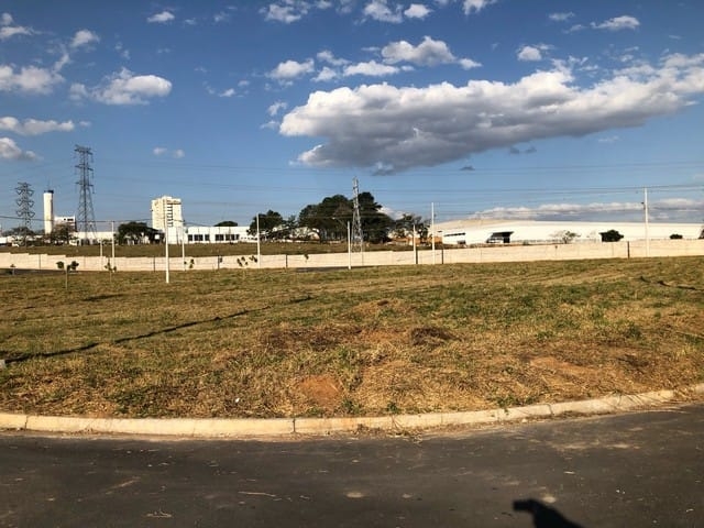 Terreno à venda, 299m² - Foto 4