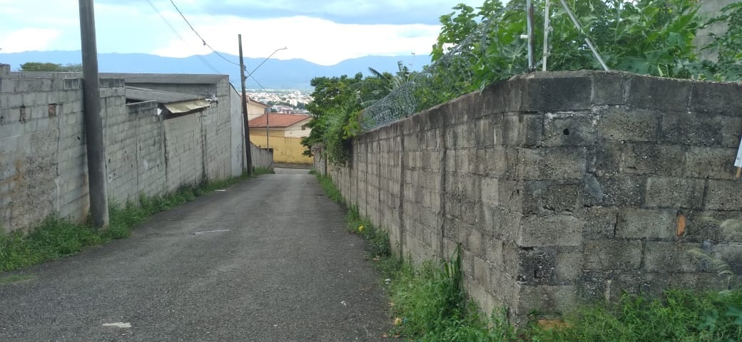 Terreno à venda, 140m² - Foto 1