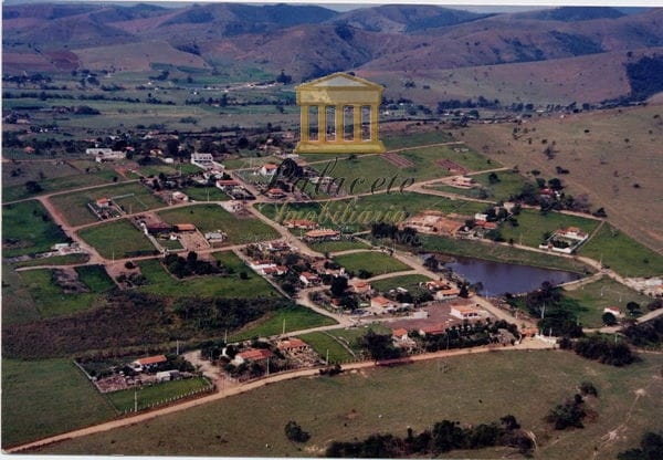 Terreno à venda, 1000m² - Foto 1