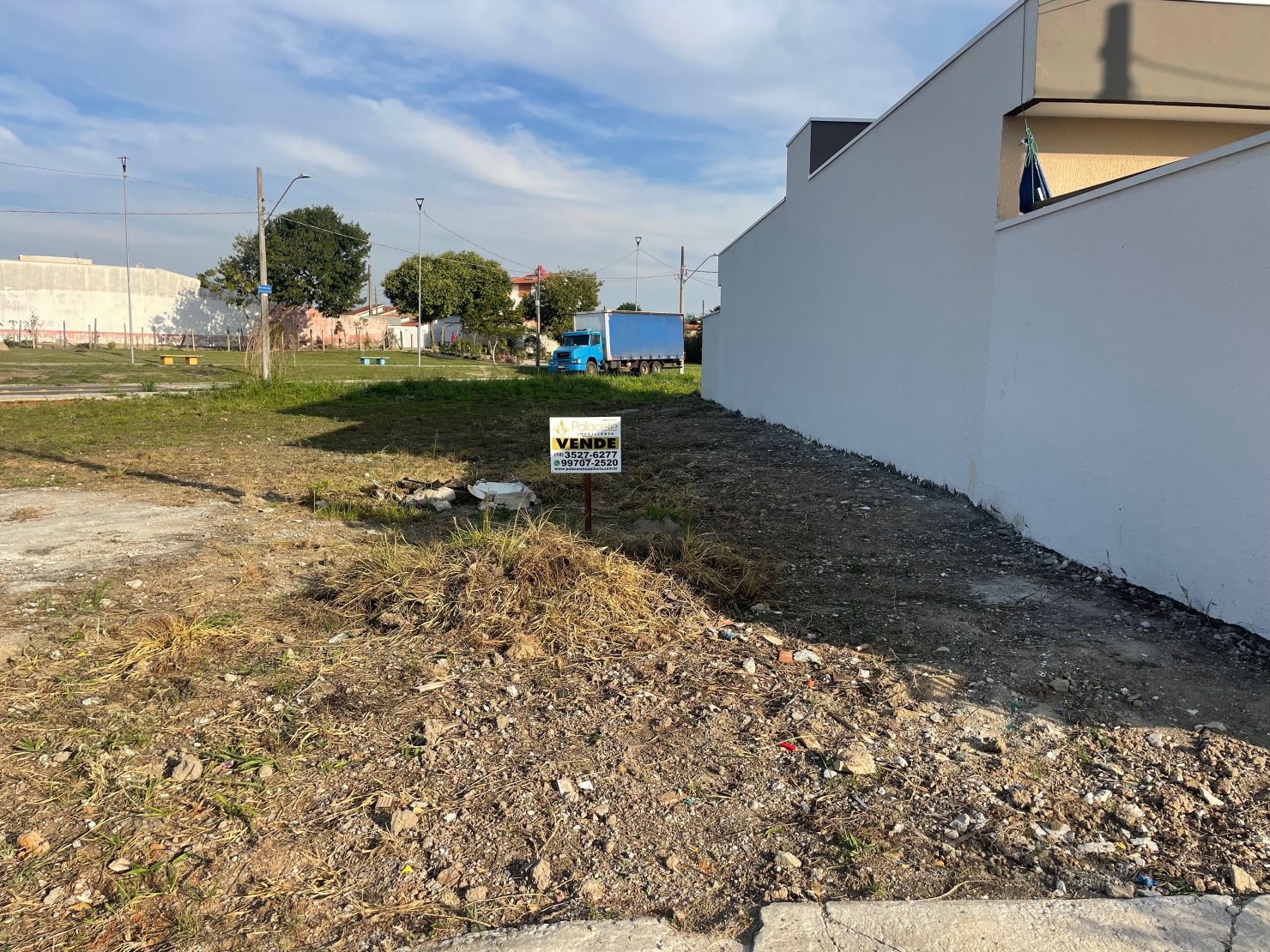 Terreno à venda, 125m² - Foto 1