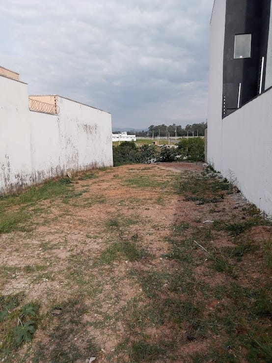 Terreno, 217 m² - Foto 1