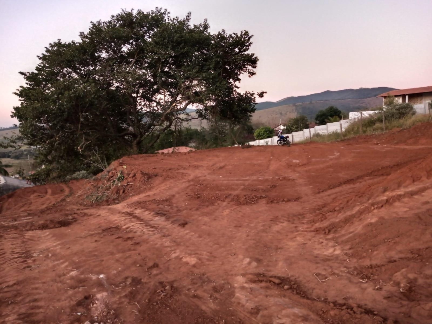 Terreno, 1300 m² - Foto 1