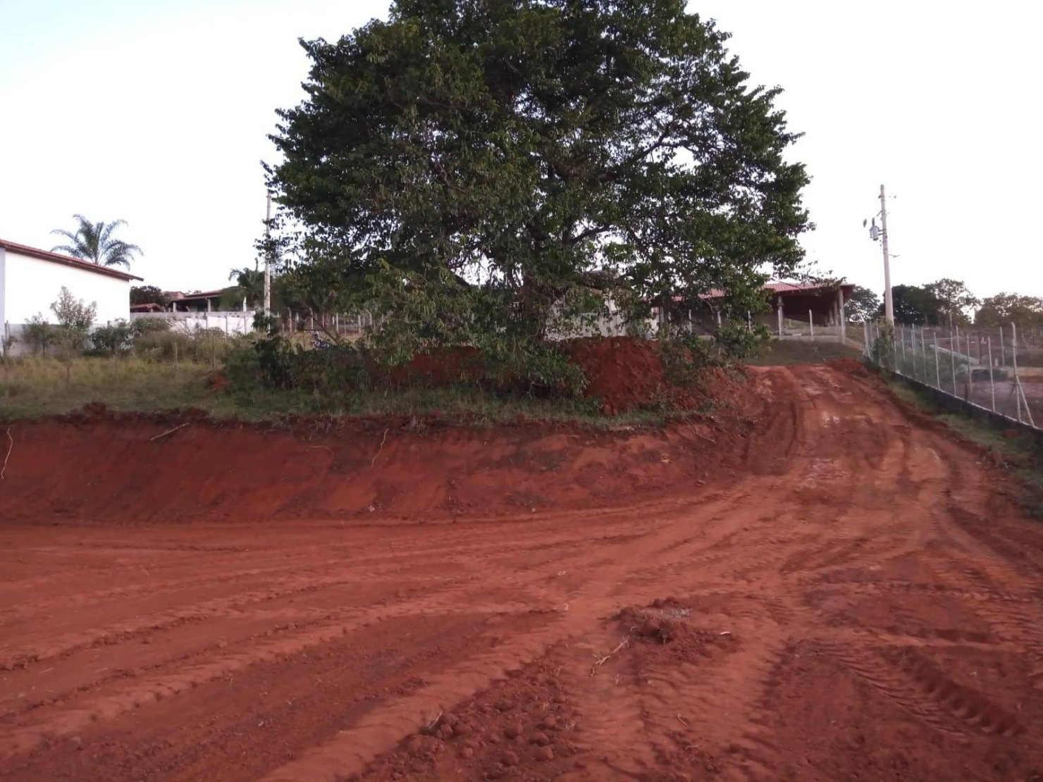 Terreno, 1300 m² - Foto 3