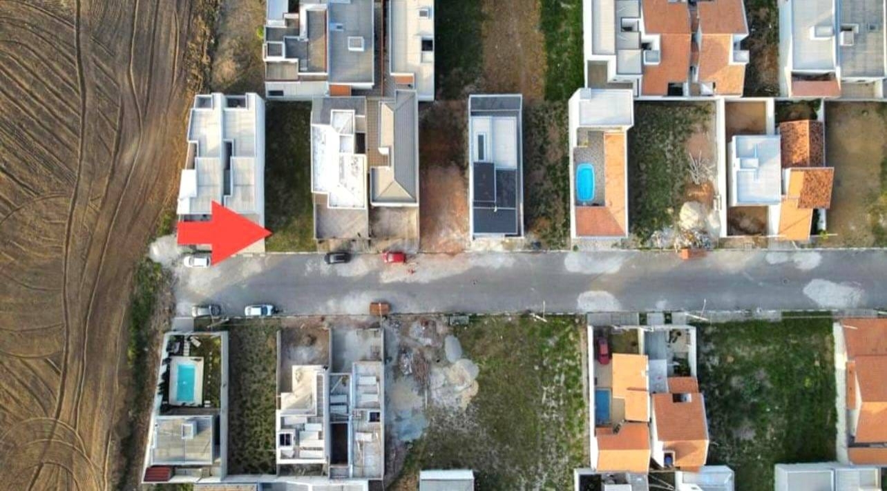 Terreno à venda, 176m² - Foto 2