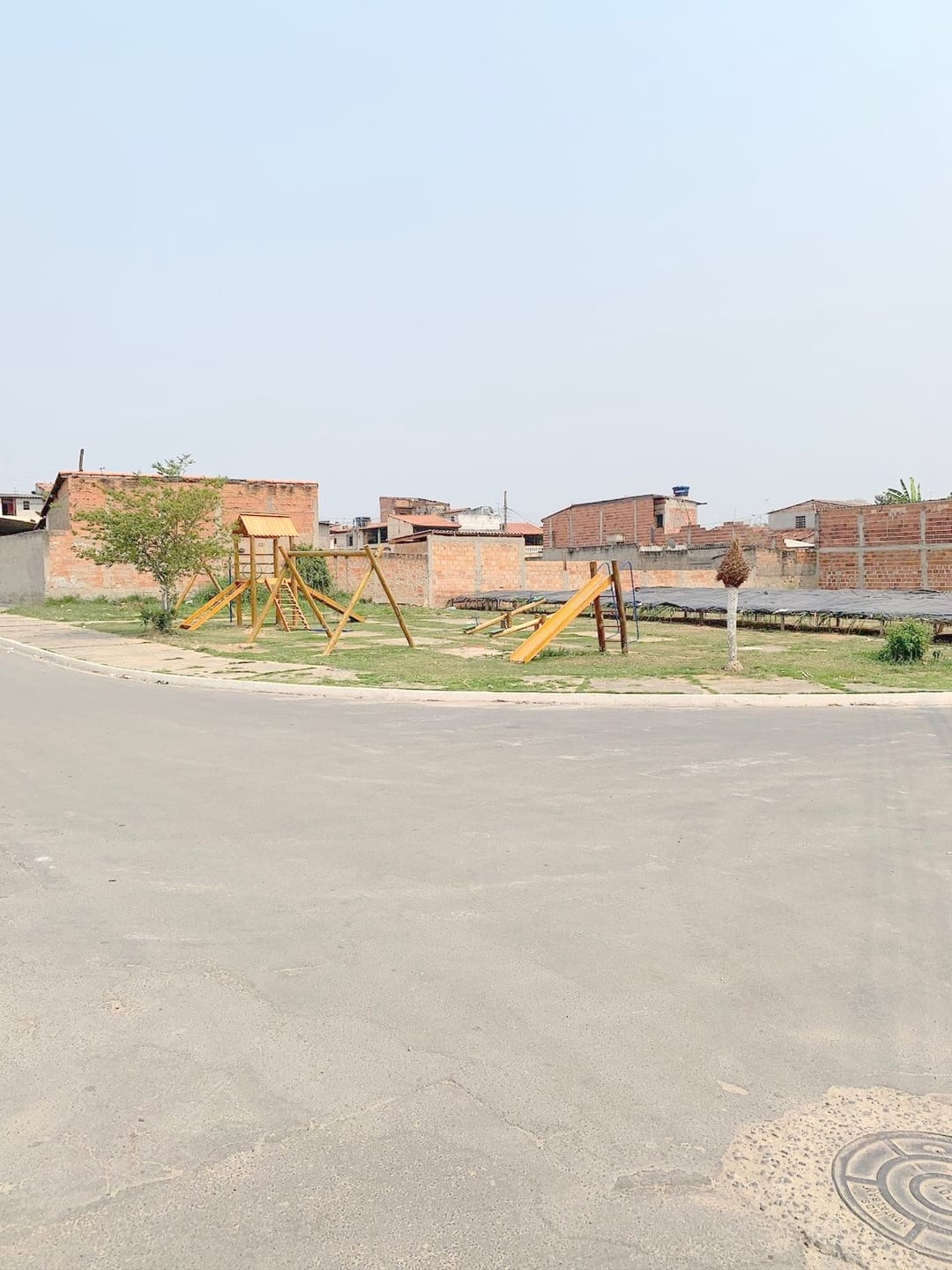 Terreno à venda, 250m² - Foto 1