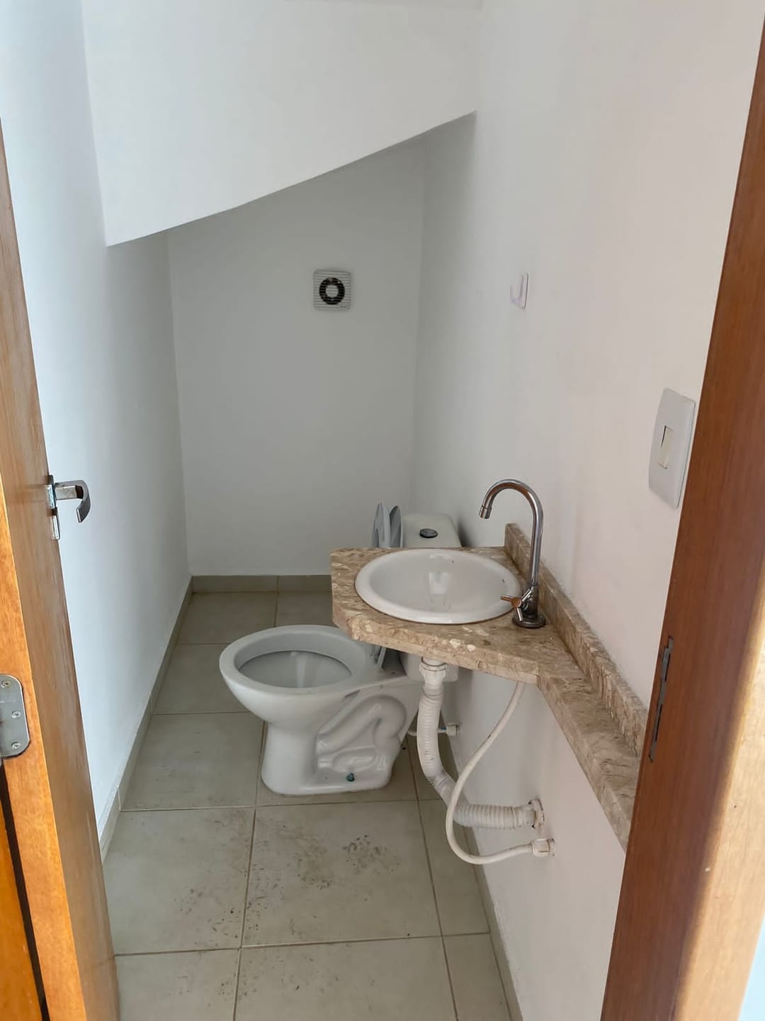 Casa de Condomínio à venda com 3 quartos, 119m² - Foto 4