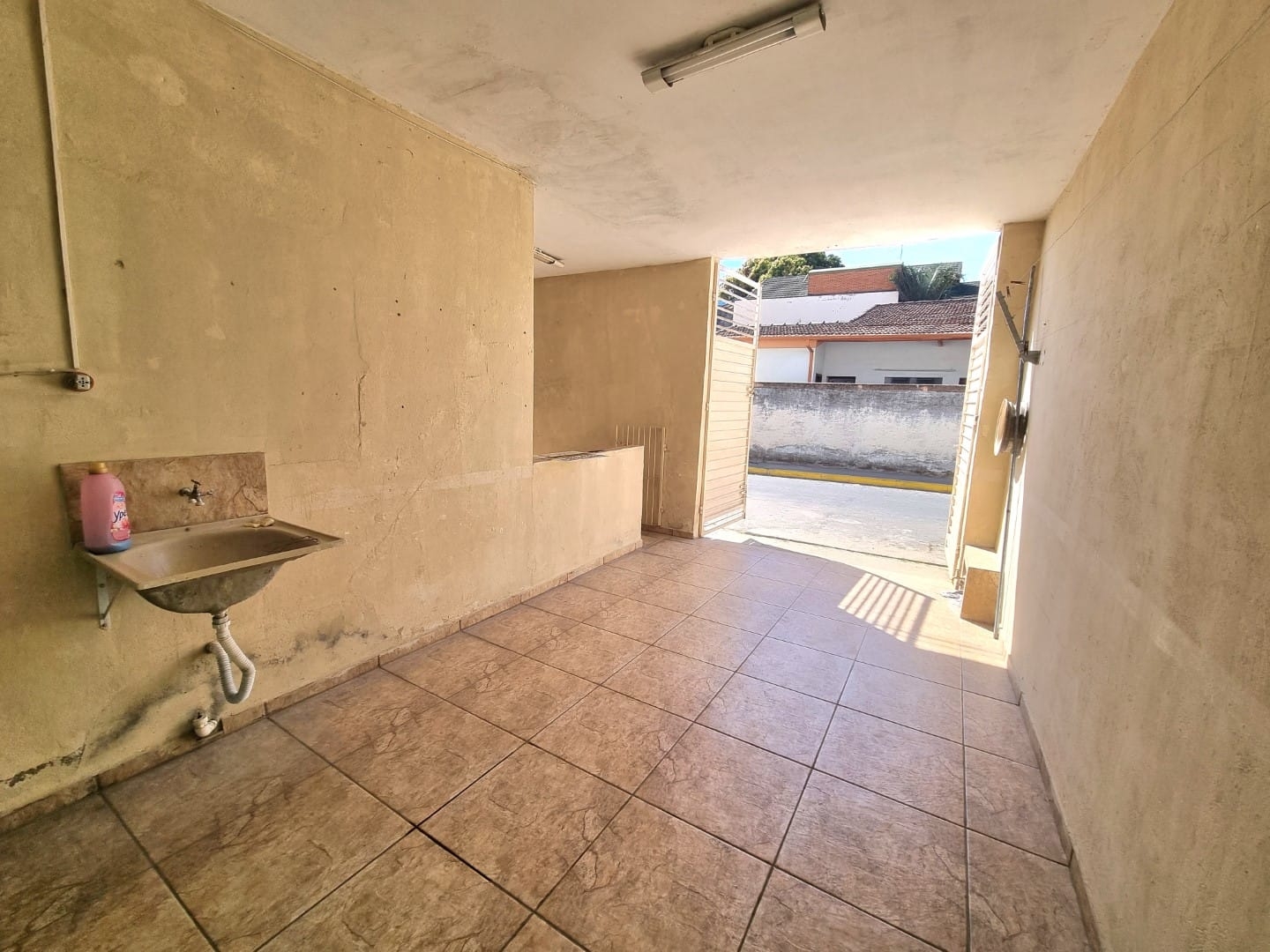 Sobrado à venda com 2 quartos, 224m² - Foto 18