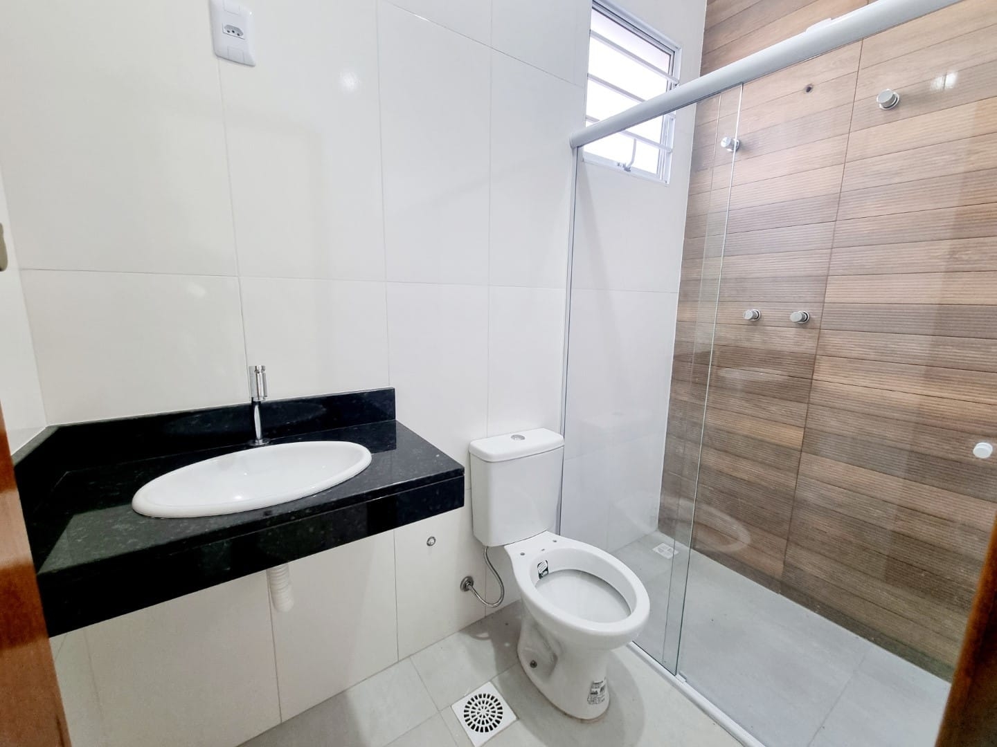 Casa à venda com 3 quartos, 98m² - Foto 5
