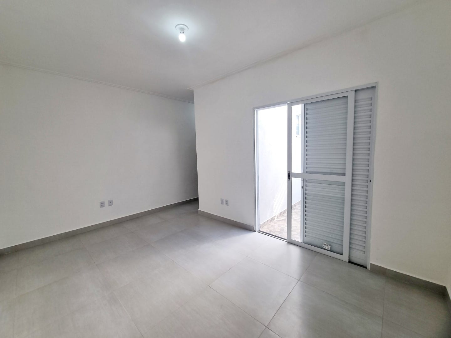 Casa à venda com 3 quartos, 98m² - Foto 10