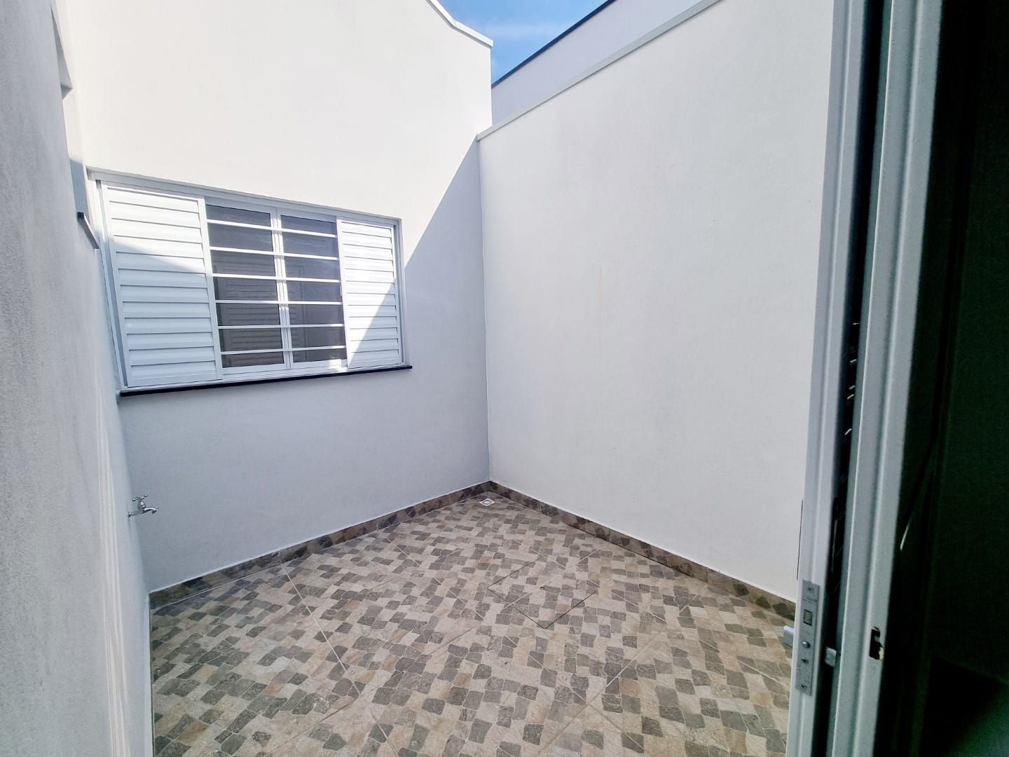 Casa à venda com 3 quartos, 98m² - Foto 12