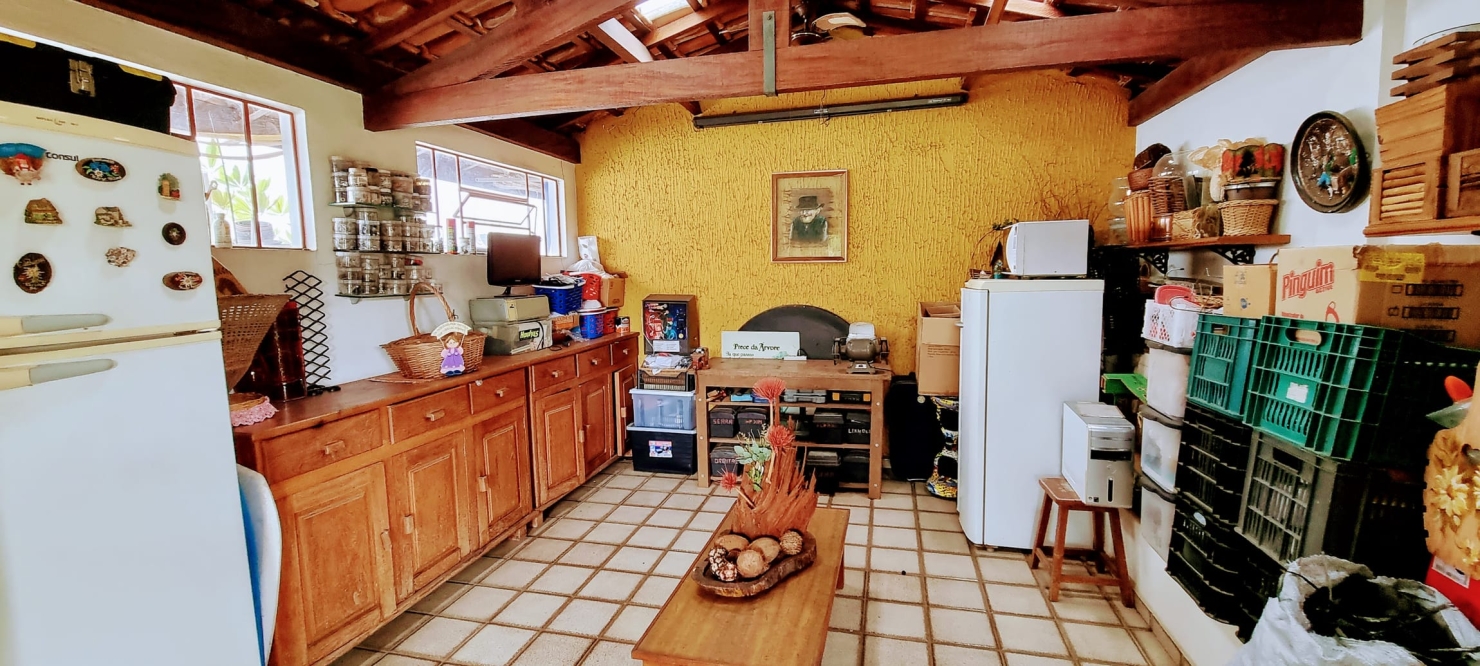 Casa de Condomínio à venda com 4 quartos, 380m² - Foto 43
