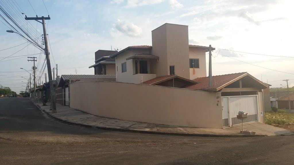 Sobrado, 3 quartos, 160 m² - Foto 1