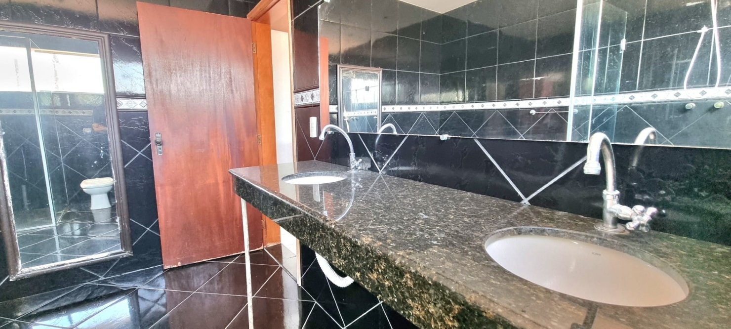 Sobrado, 6 quartos, 419 m² - Foto 40