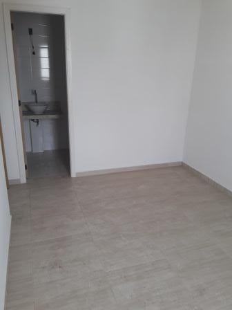 Apartamento à venda com 2 quartos, 72m² - Foto 23