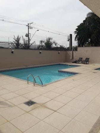 Apartamento à venda com 2 quartos, 72m² - Foto 27