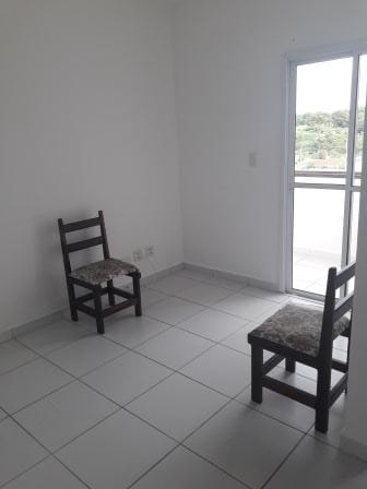 Apartamento à venda com 2 quartos, 57m² - Foto 3