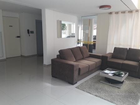 Apartamento à venda com 2 quartos, 57m² - Foto 2