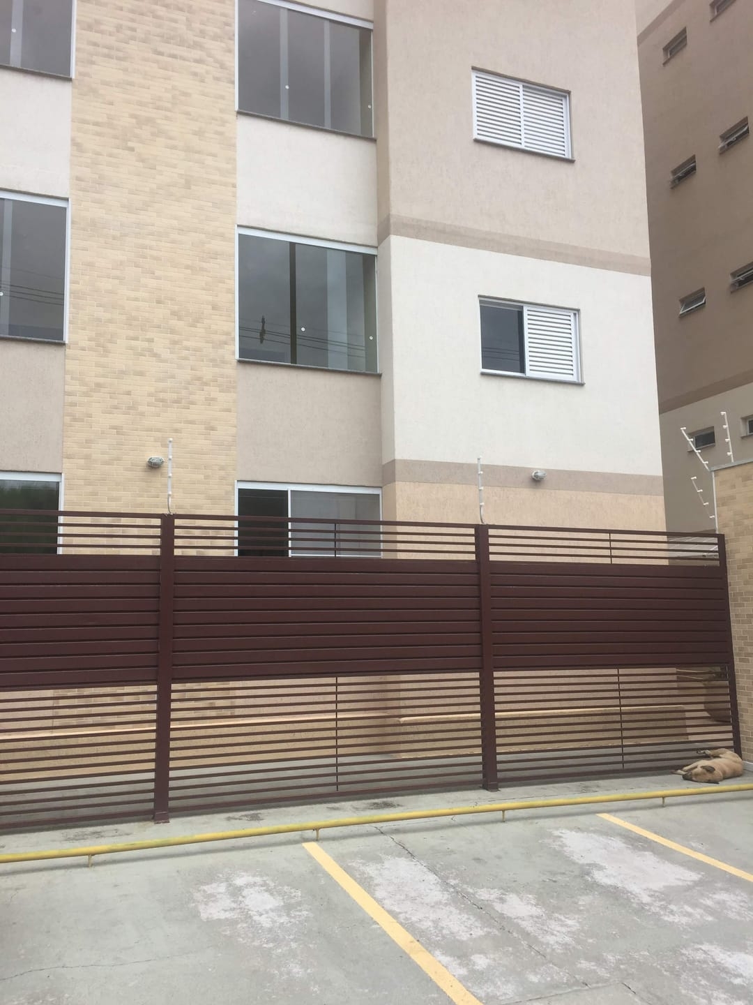 Apartamento à venda com 2 quartos, 67m² - Foto 2
