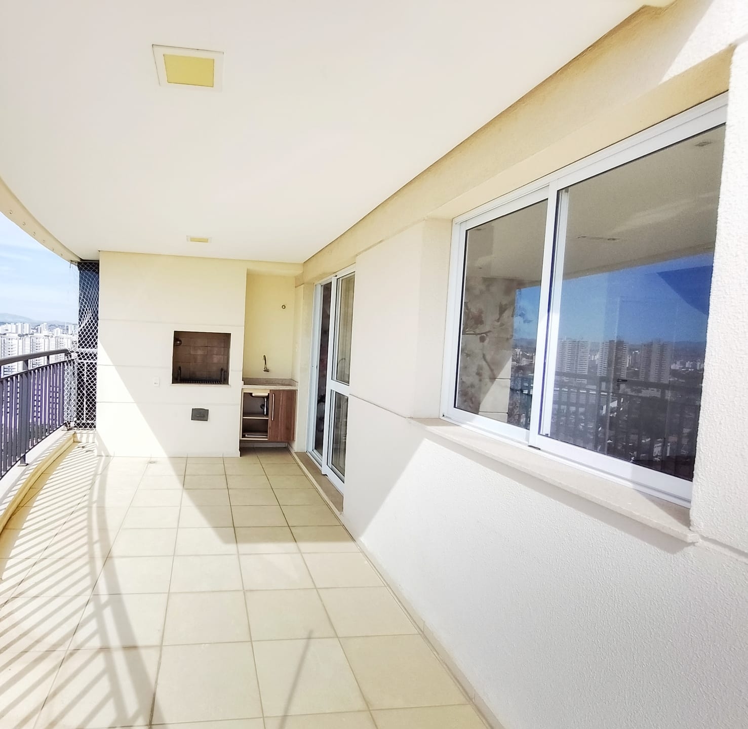 Cobertura à venda e aluguel com 4 quartos, 208m² - Foto 3