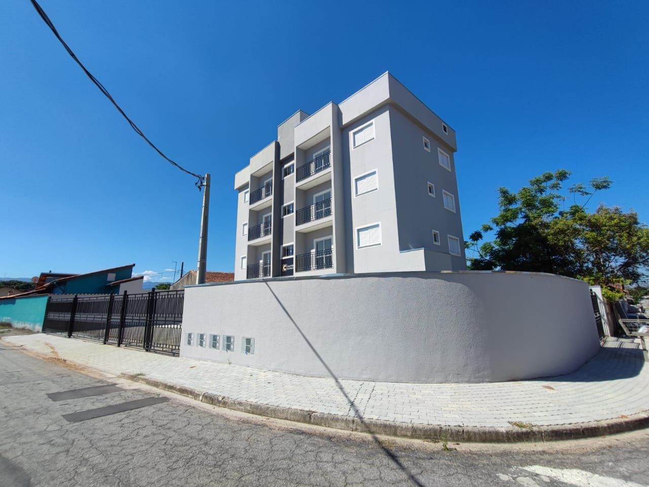 Apartamento à venda com 2 quartos - Foto 1