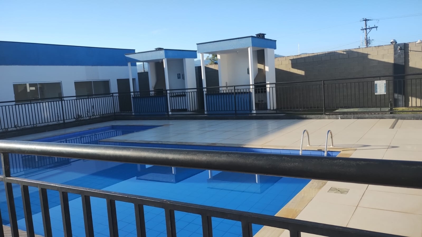 Apartamento à venda e aluguel com 2 quartos, 50m² - Foto 2