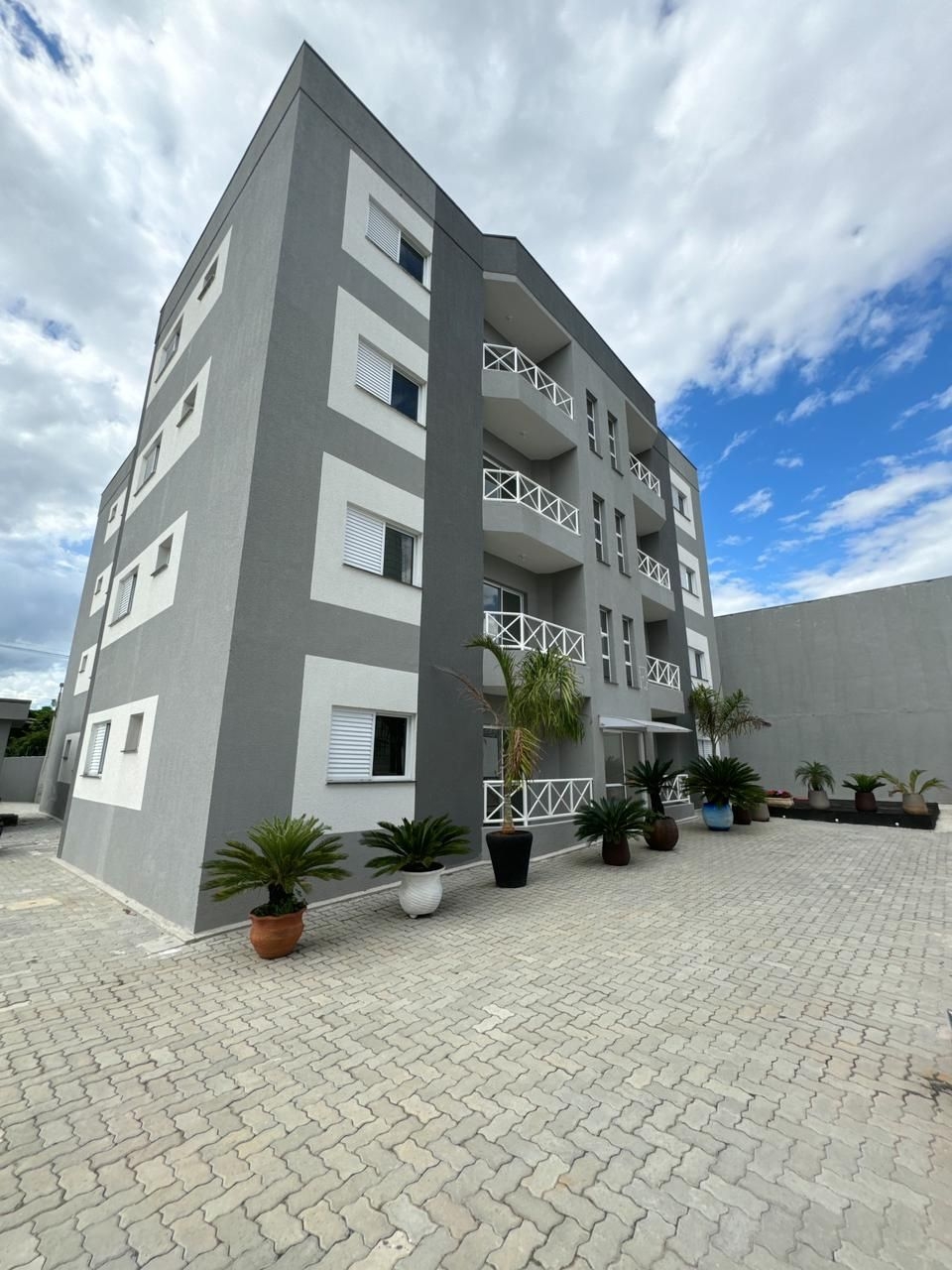 Apartamento à venda com 2 quartos, 73m² - Foto 3