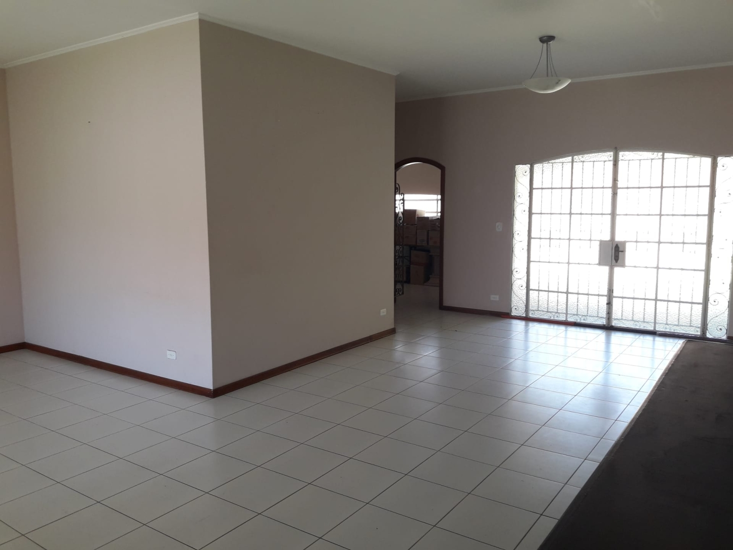 Casa à venda com 4 quartos, 360m² - Foto 3