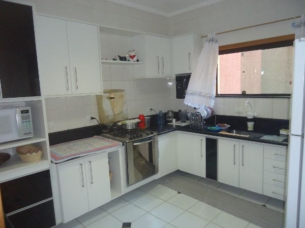 Sobrado à venda com 4 quartos, 300m² - Foto 8